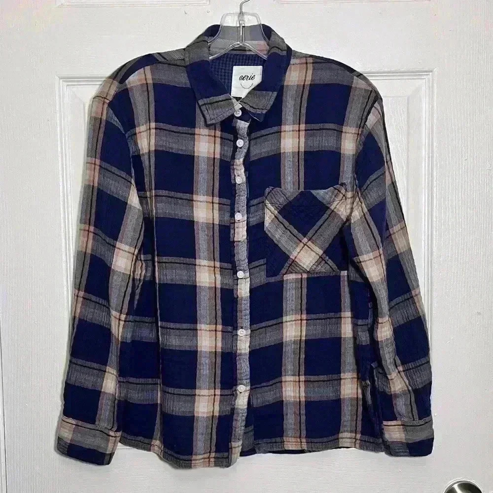 AERIE Navy and Tan Flannel Jacket | size small